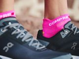 Șosete Compressport Pro Racing Socks v4.0 Run Low - fluo pink/primerose